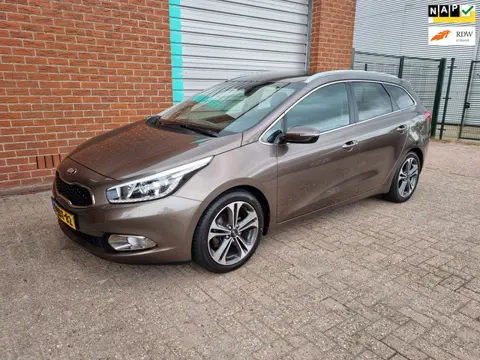 Kia Cee'd Sportswagon 1.6 GDI BusinessLine Navi! Bj:2015 NAP!