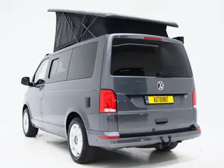 Foto 16 van Volkswagen California 2.0 TDI T6.1 | Slaaphefdak | 4 Slaapplekken | Leder | Koelkast | Sfeerlicht |