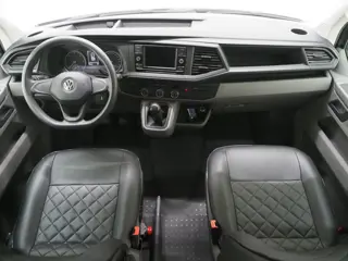 Foto 19 van Volkswagen California 2.0 TDI T6.1 | Slaaphefdak | 4 Slaapplekken | Leder | Koelkast | Sfeerlicht |