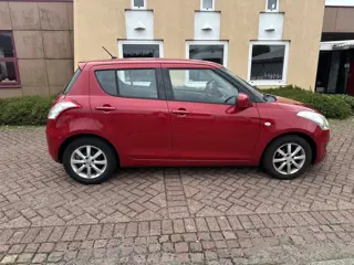 Foto 16 van Suzuki Swift 1.2 Comfort EASSS AIRCO EL RAM NAP DEALER OH