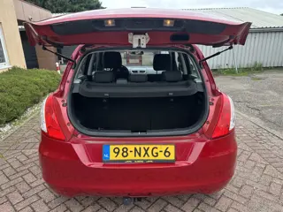 Foto 17 van Suzuki Swift 1.2 Comfort EASSS AIRCO EL RAM NAP DEALER OH