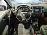 Foto 21 van Volkswagen Tiguan 1.4 TSI Sport&Style Navigatie | Sensoren | Trekhaak | Cruise | Clima