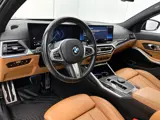 Foto 21 van BMW 3-serie 320i M Sport | Schuifdak | Camera | HeadUp Display | Stoelverwarming | Memory Stoelen