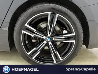 Foto 20 van BMW 3-serie 320i M Sport | Schuifdak | Camera | HeadUp Display | Stoelverwarming | Memory Stoelen