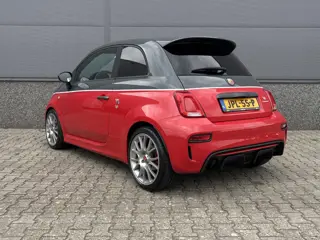 Foto 18 van Fiat 500 1.4 T-Jet Abarth Competizione 70th Anniversary - Monza - Carbon - Carplay - Schuif/Kantelda