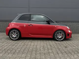 Foto 16 van Fiat 500 1.4 T-Jet Abarth Competizione 70th Anniversary - Monza - Carbon - Carplay - Schuif/Kantelda