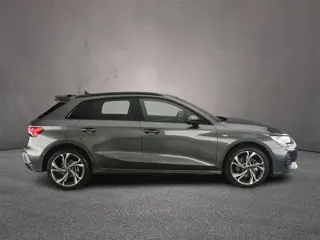 Foto 15 van Audi A3 Sportback 40 TFSI e S edition | Ambient Lichtpakket | Achteruitrijcamera | Adapt Cruise | Le