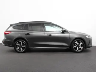 Foto 16 van Ford Focus Wagon 1.0 EcoBoost 155pk Hybrid Active X Automaat Adaptive Cruise Control met Stuurhulp C