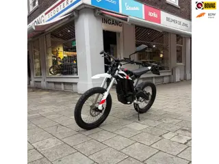 Killerbee Bromfiets F31