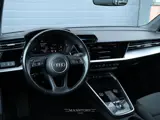 Foto 25 van Audi A3 Sportback 30 TFSI Business edition