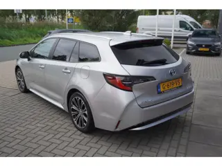 Foto 14 van Toyota Corolla Touring Sports 1.8 Hybrid Dynamic