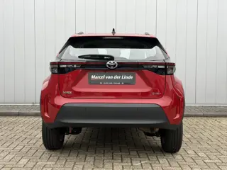 Foto 17 van Toyota Yaris Cross 1.5 Hybrid 115 Active Limited Parkeersensoren Camera Carplay Cruise