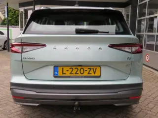 Foto 15 van SKODA ENYAQ 60 FIRST EDT. / soh 94% / Trekhaak / Stoel&stuurverw. / Camera / BOVAG garantie