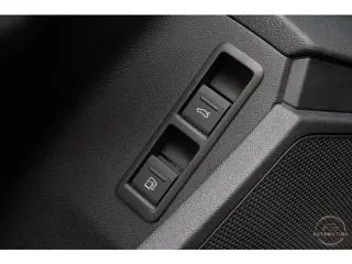 Foto 15 van Audi A3 Sportback 45 TFSIe S edition Comp PANO RS STOELEN MAXTON MATRIX CAMERA