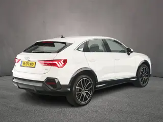 Foto 16 van Audi Q3 Sportback 35 TFSI S Edition | Achteruitrijcamera | Elektrische achterklep | Dodehoek detecti