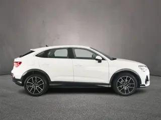 Foto 15 van Audi Q3 Sportback 35 TFSI S Edition | Achteruitrijcamera | Elektrische achterklep | Dodehoek detecti