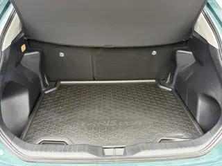 Foto 14 van Toyota Yaris Cross 1.5 Hybrid 115 Active Limited Parkeersensoren Camera Cruise Carplay