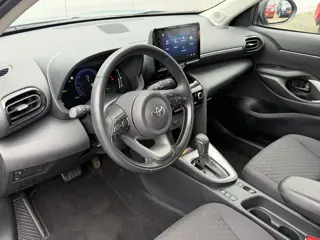 Foto 12 van Toyota Yaris Cross 1.5 Hybrid 115 Active Limited Parkeersensoren Camera Cruise Carplay