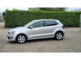 Foto 15 van Volkswagen Polo 1.2 TSI BlueMotion Comfortline (bj 2013)