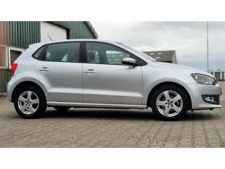 Foto 16 van Volkswagen Polo 1.2 TSI BlueMotion Comfortline (bj 2013)