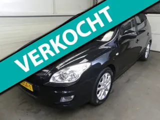 Hyundai I30 1.6i Style - 1e eigenaar - Airco - Mooie Auto