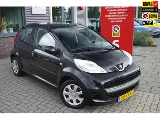 Peugeot 107 1.0-12V Sublime / AIrco / Radio