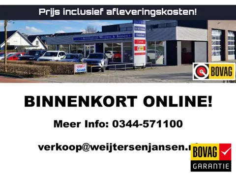 BMW X3 xDrive20i Panoramadak / Xenon / Navigatie / BMW LM velg V-spaak