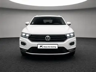 Foto 13 van Volkswagen T-Roc 1.5 TSI 150pk DSG Sport · Camera · Trekhaak · Navigatie · Stoelverwarming · 18'' In