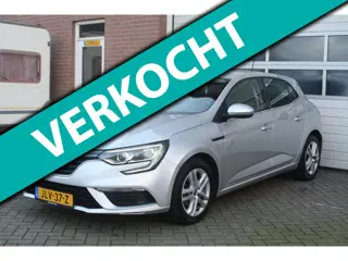 Renault MEGANE 1.5 Blue dCi Bose Airco, Navigatie, Car-Play, 5 Deurs, Nette Auto.