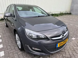 Foto 13 van Opel Astra 1.4 Turbo Sport|APK|NAP|Clima