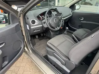 Foto 15 van Renault Clio 1.2 Collection/Apk/Cruise Control/Airco/Nap/Mooie Auto/ Voll!