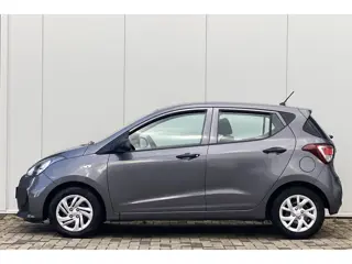 Foto 17 van Hyundai I10 1.0i i-Motion Comfort 5 DEURS AIRCO NIEUWE DISTRIBUTIE KETTING