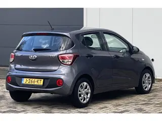 Foto 14 van Hyundai I10 1.0i i-Motion Comfort 5 DEURS AIRCO NIEUWE DISTRIBUTIE KETTING
