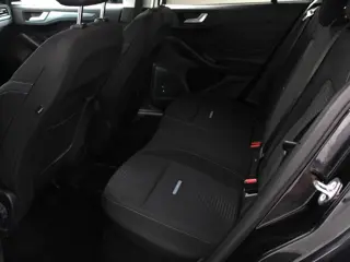 Foto 20 van Ford Focus Wagon 1.0 EcoBoost 155pk Hybrid Active X Navigatie Apple CarPlay Android Auto Camera Park