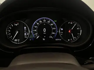 Foto 15 van Opel Astra Sports Tourer 1.4 Ultimate  | Automaat | Trekhaak | Apple Carplay & Android Auto | Front