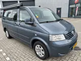 Foto 27 van Volkswagen Transporter Kombi 2.5 TDI 300 Highline Bus Camper