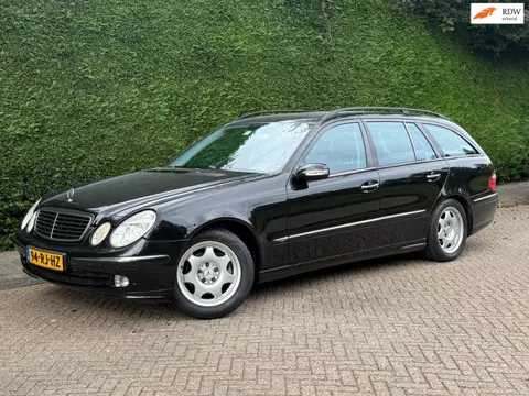 Mercedes-Benz E-klasse Combi 240 Classic /AUTOMAAT/LEER/XENON/SCHUIFDAK/RIJDTGOED/