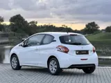 Foto 27 van Peugeot 208 1.0 PureTech Access | Airco | Dealer Onderhouden