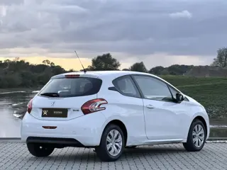Foto 15 van Peugeot 208 1.0 PureTech Access | Airco | Dealer Onderhouden