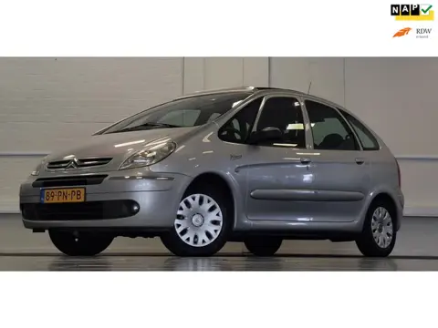 Citroen Xsara Picasso 1.8i 16V Image Schuif/kanteldak Trekhaak Garantie APK 18-09-2027