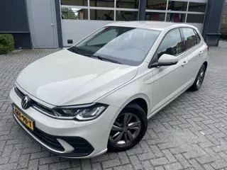 Foto 19 van Volkswagen Polo 1.0 MPI Polo DAB Cruise Control Carplay