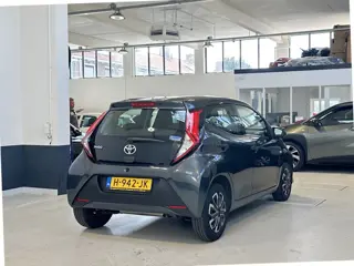 Foto 15 van Toyota Aygo 1.0 VVT-i x-fun| NL| 1 Eig | Airco| C.V | Bluetooth |