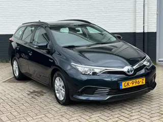 Foto 16 van Toyota Auris Touring Sports 1.8 Hybrid Now|Trekhaak|Camera|Cruise|Clima