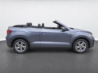 Foto 17 van Volkswagen T-Roc Cabrio 1.5 TSI 150pk DSG R-Line Navigatie Apple Carplay / Android Auto Parkeersenso