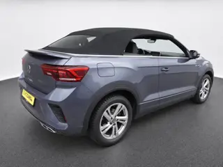 Foto 20 van Volkswagen T-Roc Cabrio 1.5 TSI 150pk DSG R-Line Navigatie Apple Carplay / Android Auto Parkeersenso