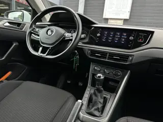 Foto 18 van Volkswagen Polo 1.0 MPI Comfortline/1 STE EIG/APP-CONNECT/AIRCO/NL-AUTO NAP!!