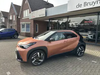 Foto 14 van Toyota Aygo X Hybrid 115 envy stoelverwarming / keyless start / parkeersensoren voor + achter / Navi