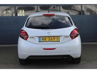 Foto 15 van Peugeot 208 1.2 PureTech GT-line Navigatie, PDC, Climate control, Cruisecontrol, Bluetooth