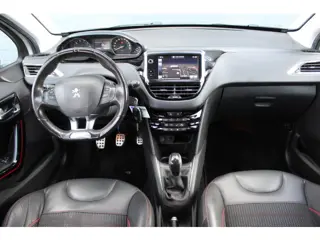Foto 19 van Peugeot 208 1.2 PureTech GT-line Navigatie, PDC, Climate control, Cruisecontrol, Bluetooth