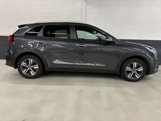 Foto 17 van Kia Niro 1.6 GDi PHEV ExecutiveLine | LED |Navi | PDC | Carplay